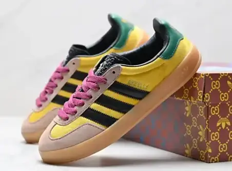 Adidas Gazelle Sneakers [11 styles]